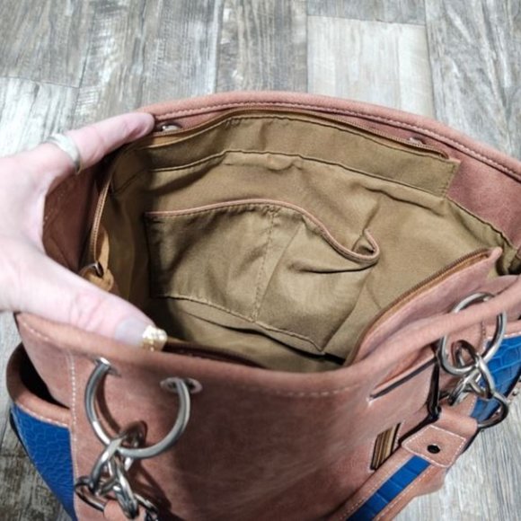 Blue Western Longhorn Embroidered Purse - Picture 11 of 12